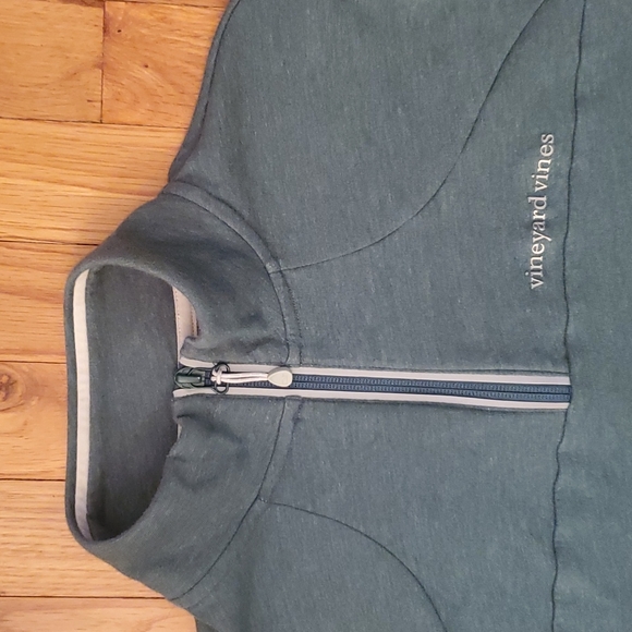 Vineyard Vines Pullover - Picture 3 of 5